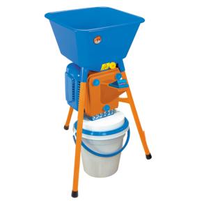 Зернодробилка Novital Magnum 4V 750 Вт электрическая для измельчения зерна и сухого хлеба / в комплекте 4 сита