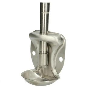 Поилка ниппельная с чашей для поросят до 15 кг 1/2" внутреннее верхнее подключение