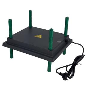 Панель обогревательная HobbyFarm 25х30 см 20 Вт для цыплят