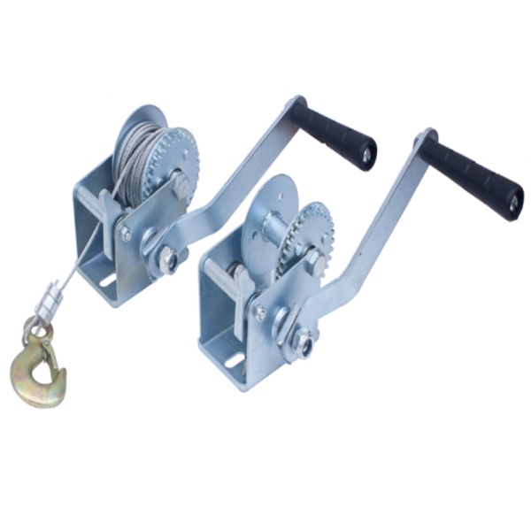 Лебедка ручная настенная с тросом 1130 кг