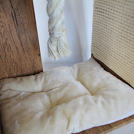 Когтеточка-пуфик 50х35х60 см, бежевый