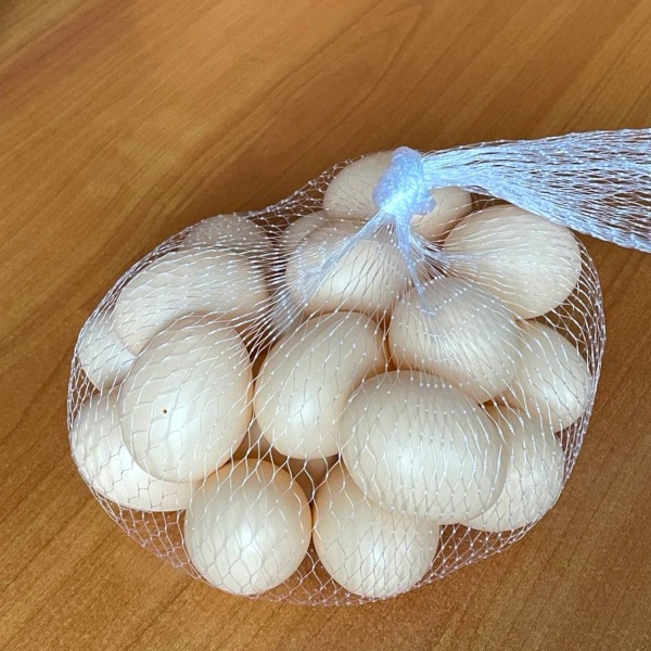 Подкладное яйцо для кур 1 шт.