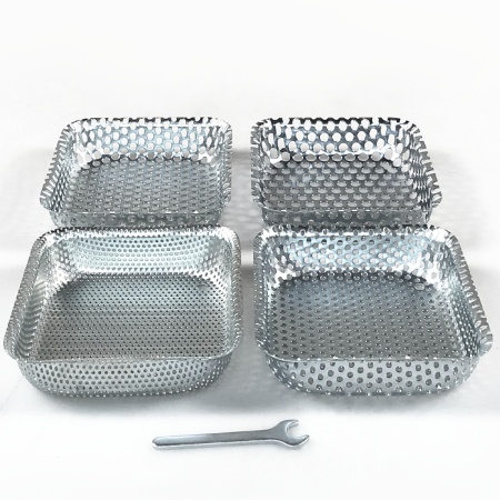 Зернодробилка HobbyFarm EM-25WL, на ножках для измельчения зерна электрическая с функцией мельницы / в комплекте 4 сита