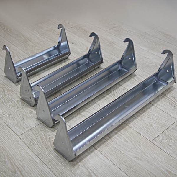 Поилка-кормушка навесная 40 см оцинкованная сталь CF