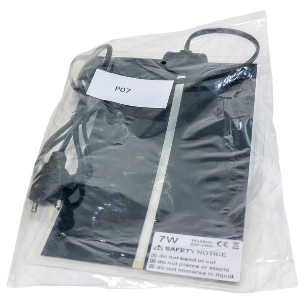 Коврик HobbyFarm 7 Вт 15x28 см для обогрева цыплят, рептилий и рассады с терморегулятором