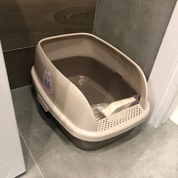 Лоток для кошек с высоким бортом и совком Catidea 51х38х25 см, коричневый