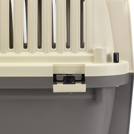 Переноска Superior Range 61х42.5х41 см для кошек и собак Pet Choice, стандарт IATA