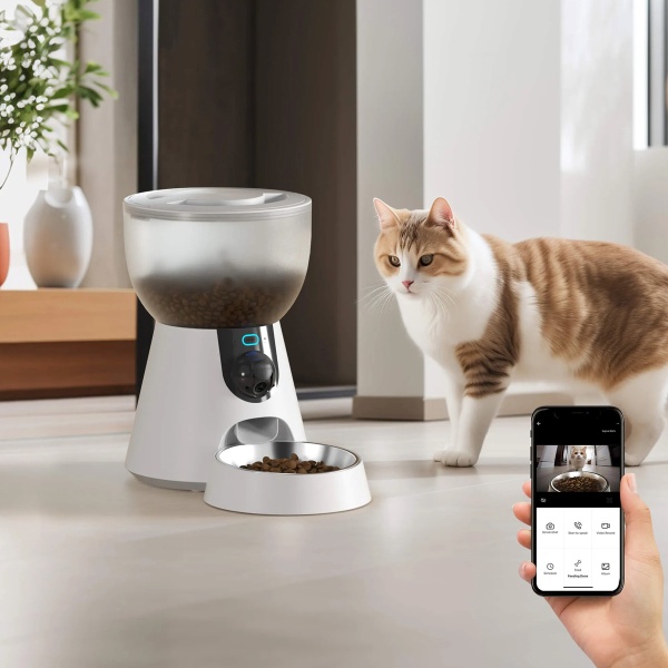 Автокормушка Petwant F17C 4 л  для сухого корма с HD камерой, миска из нержавеющей стали, белая