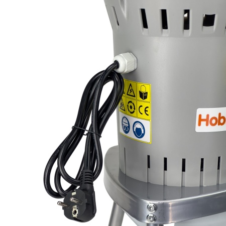 Зернодробилка HobbyFarm EM-25WL, на ножках для измельчения зерна электрическая с функцией мельницы / в комплекте 4 сита